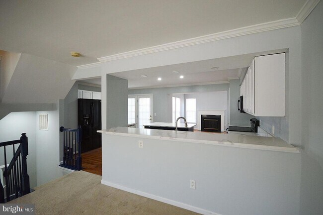 Building Photo - 106 Cagney Terrace SE