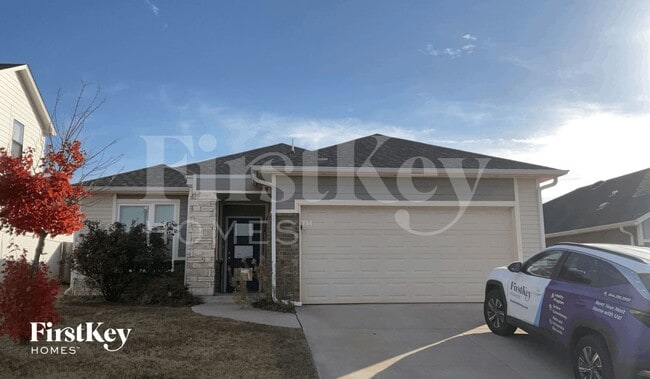 Building Photo - 612 NW 182nd St