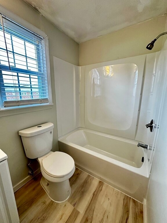 Building Photo - 540 Granby Rd