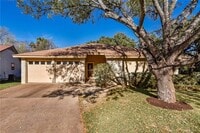 Building Photo - 12916 Pegasus St