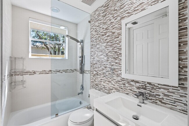 Building Photo - 1468 Mariner Way