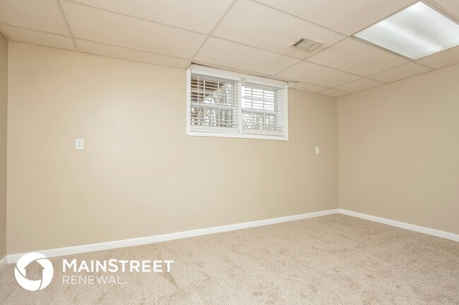 Building Photo - 35 Stiles Ct SW