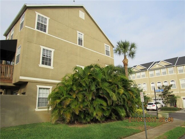 Building Photo - 2914 Bayshore Pointe Dr