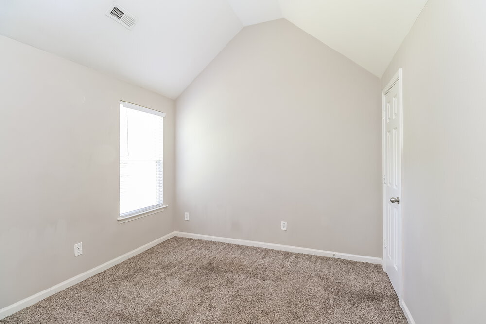 Building Photo - 7823 Montbrook Dr