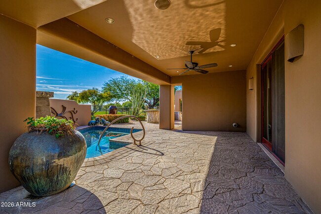 Building Photo - 8406 E Calle Buena Vista