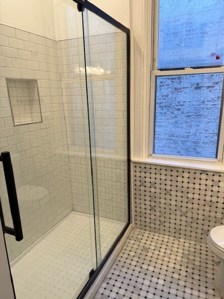 Newly renovated bathroom - 2221 Saint Paul St