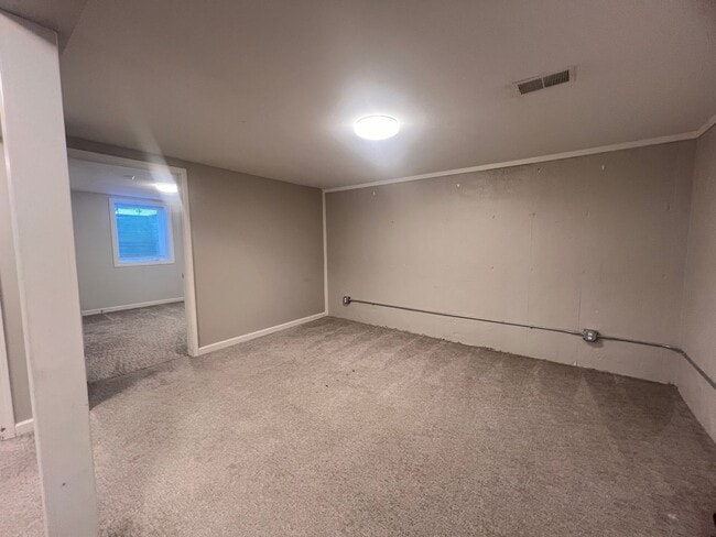 Building Photo - Four Bedroom Duplex in Jenison!
