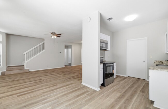 Building Photo - 13254 Wood Climb St