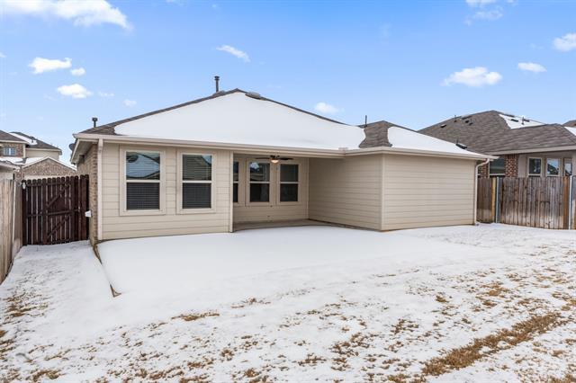 Building Photo - 312 Saguaro Dr