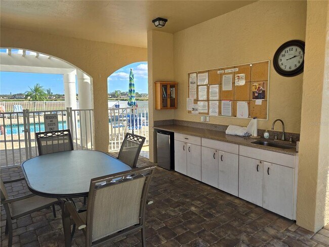Building Photo - 5800 Sabal Trace Dr