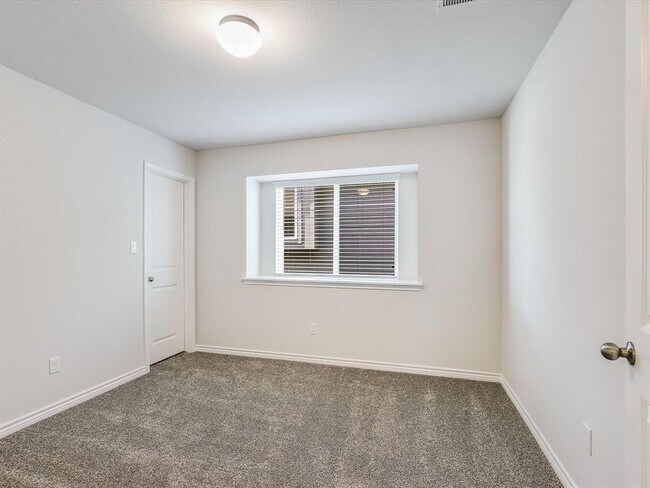 Building Photo - 228 Wild Sage Ln
