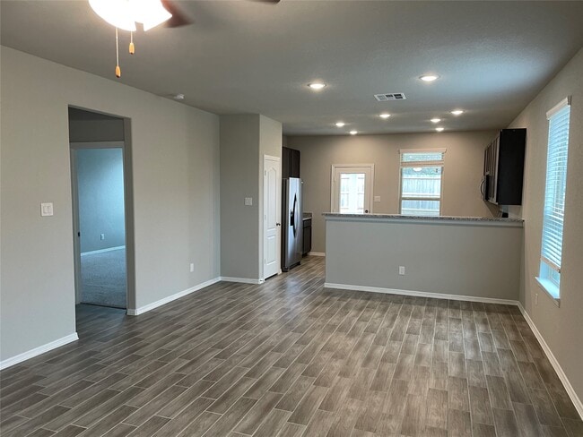 Building Photo - 822 Redinger Ridge Dr