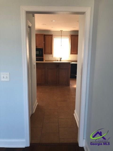 Building Photo - 410 Redding Dr