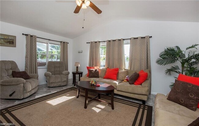 Building Photo - 3323 Surfside Blvd