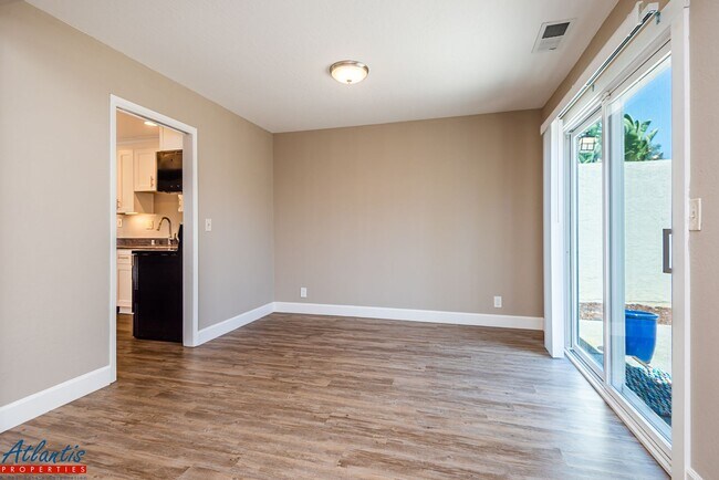 Building Photo - Lovely Home | Central A/C | E.V. Charger
