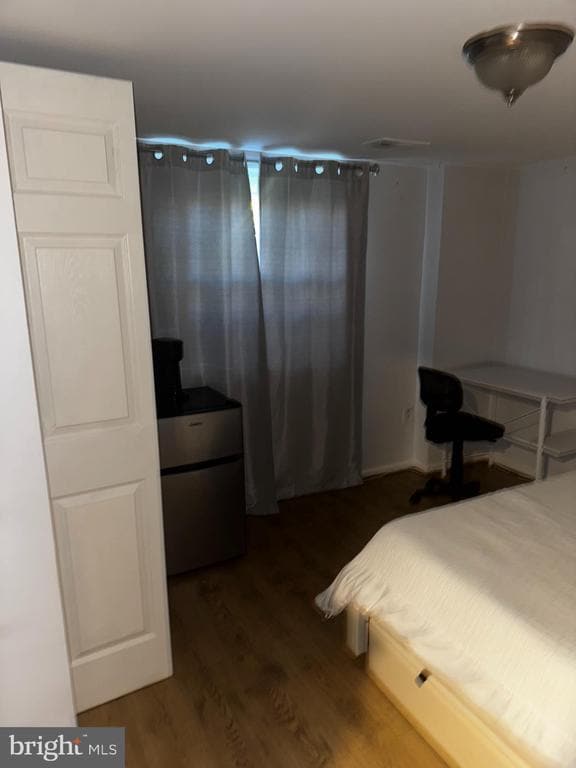 Building Photo - 8259 Cedar Landing Ct