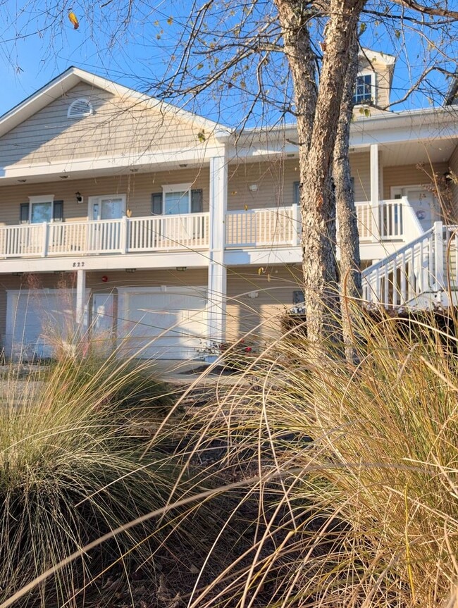 Building Photo - Live the Coastal Dream in This Gorgeous 3BR Murrells Inlet Condo - Long Term Rental