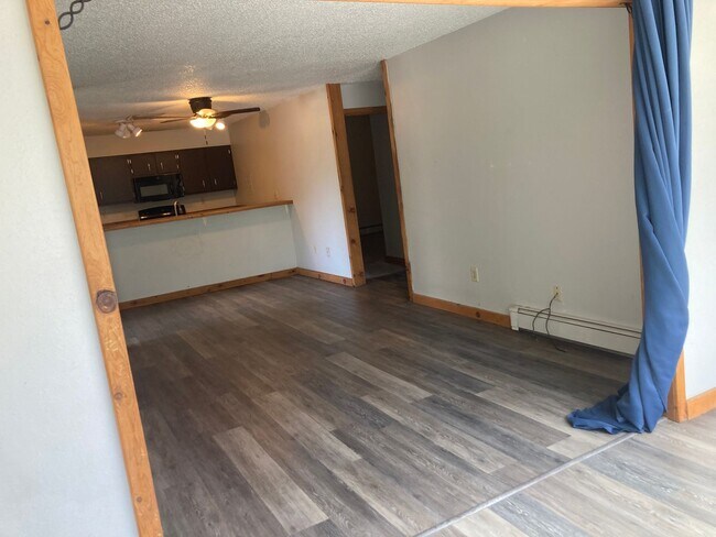 Building Photo - 1135 Florida Rd