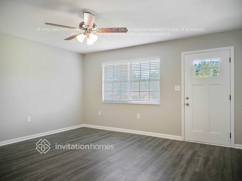 Building Photo - 4085 Brewer Dr SW