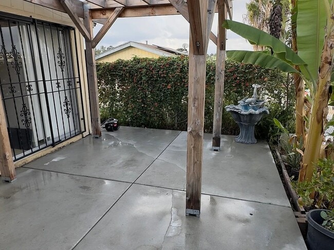 Building Photo - 4732 Cereza St