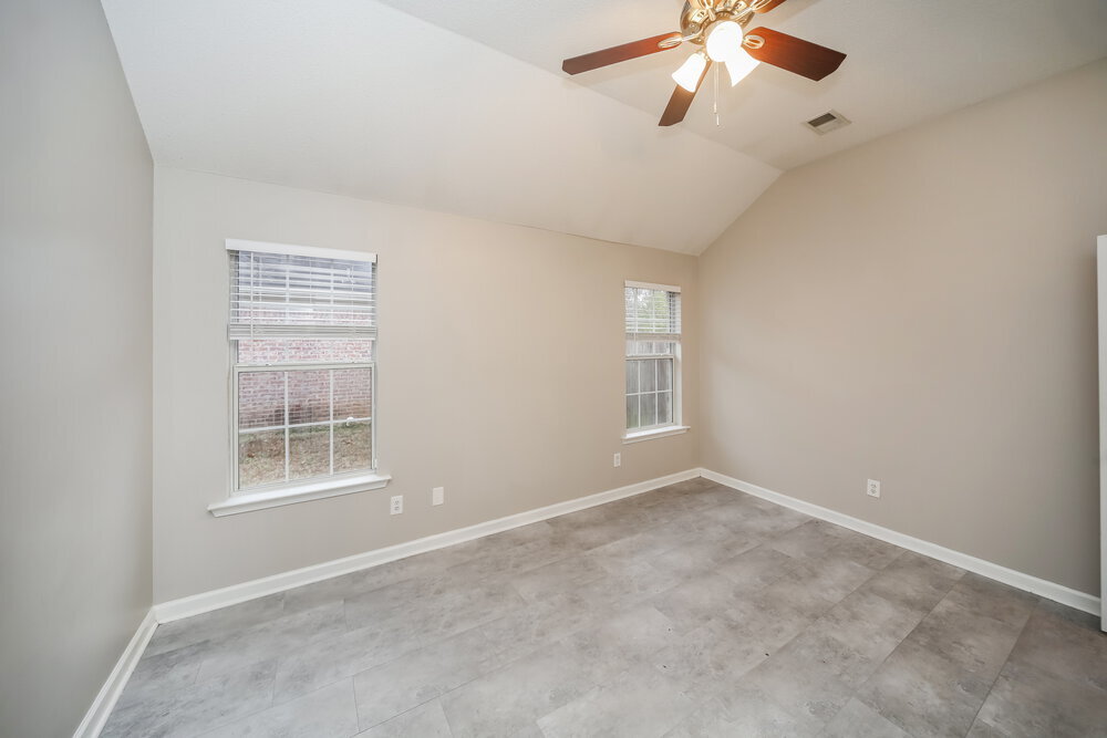 Building Photo - 965 Parham Drive