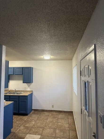 Building Photo - 2321 Ellis St