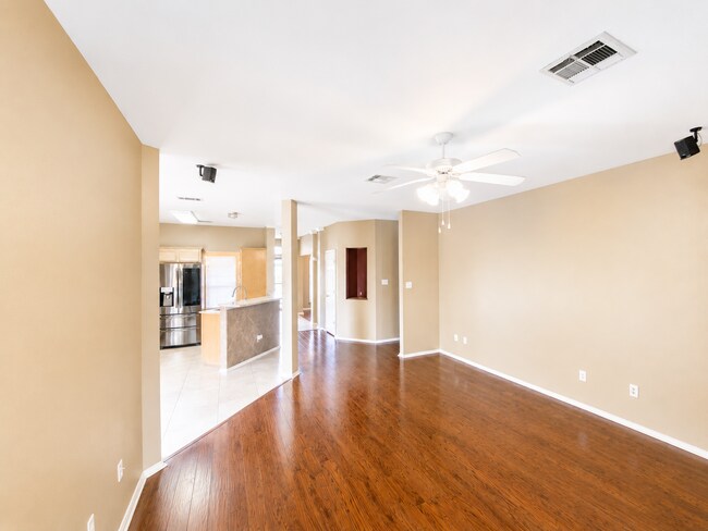 Building Photo - AVAILABLE JULY 15; APPLY AT OUR WEBSITE TODAY!!