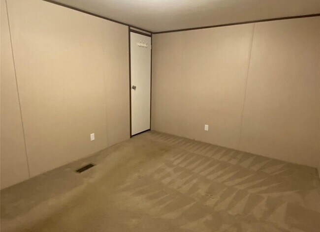 Building Photo - 114 Bluebill Bay N
