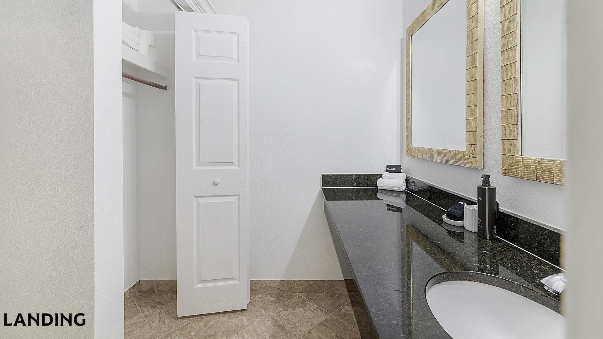 Building Photo - 2851 Maingate Village Cir