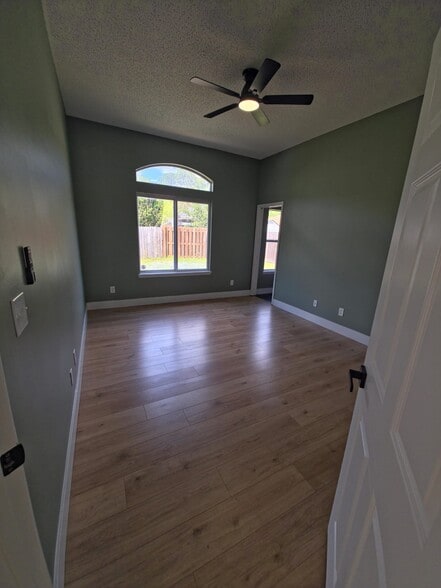 Building Photo - 6119 Morse Glen Ct