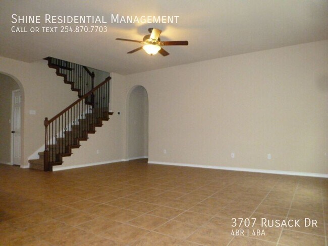 Building Photo - 3707 Rusack Dr