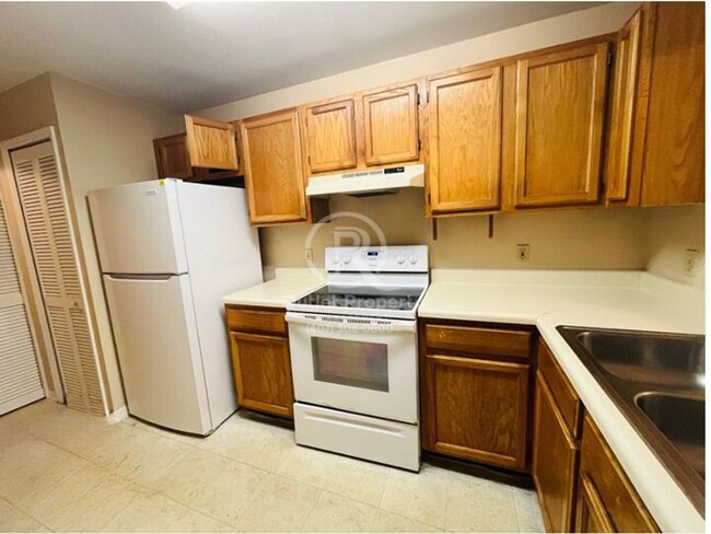 Building Photo - Fantastic 2/2 Condo in Orlando ****Availab...