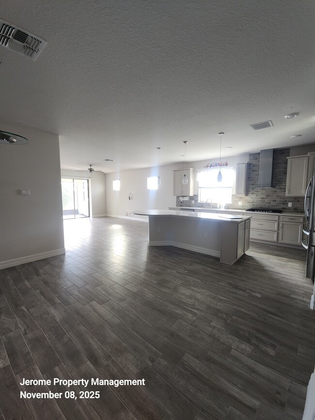 Building Photo - 18743 Coastal Shr Ter