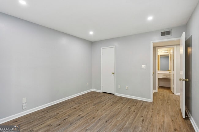 Building Photo - 1308 Natchez Trace