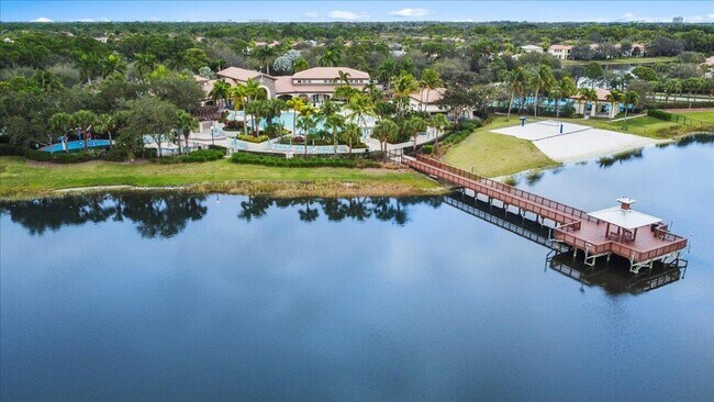 Building Photo - 321 September St