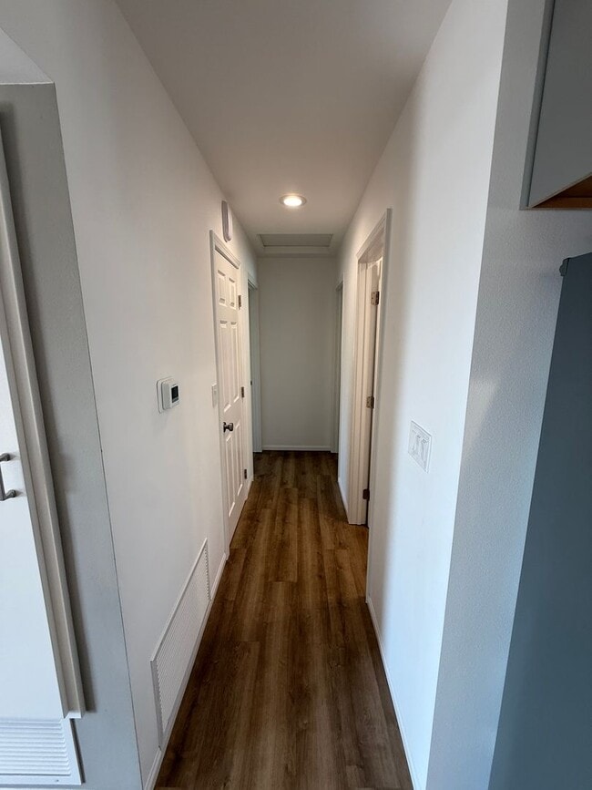 Building Photo - Fully Renovated Home with Stunning Farm Views in Old Town Camarillo