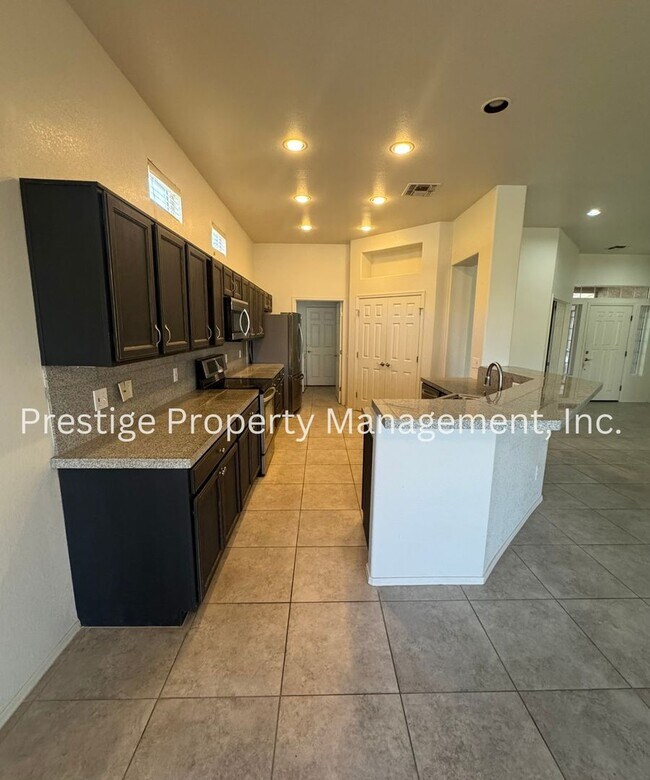 Building Photo - 5252 W Winding Desert Dr