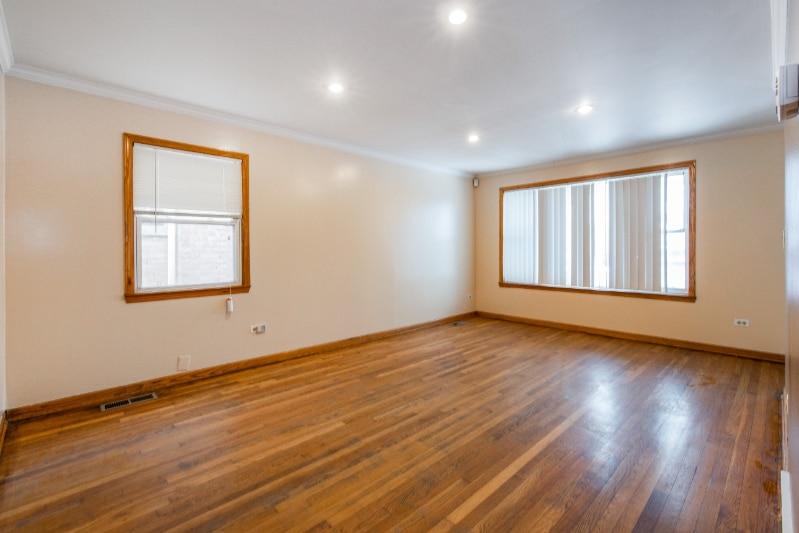 Building Photo - 8906 S Halsted St