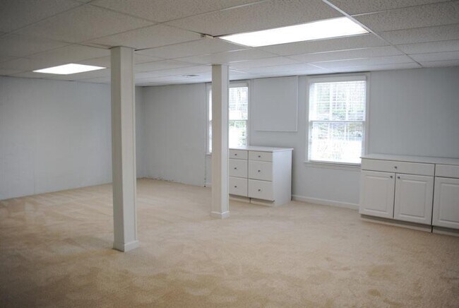 Building Photo - 1407 Independence Way