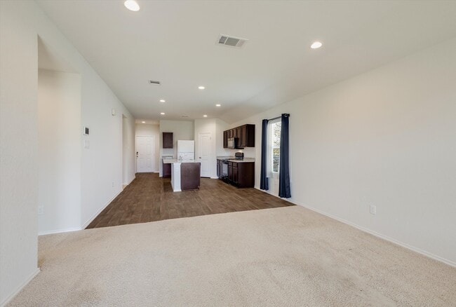 Building Photo - 109 Falco Ln