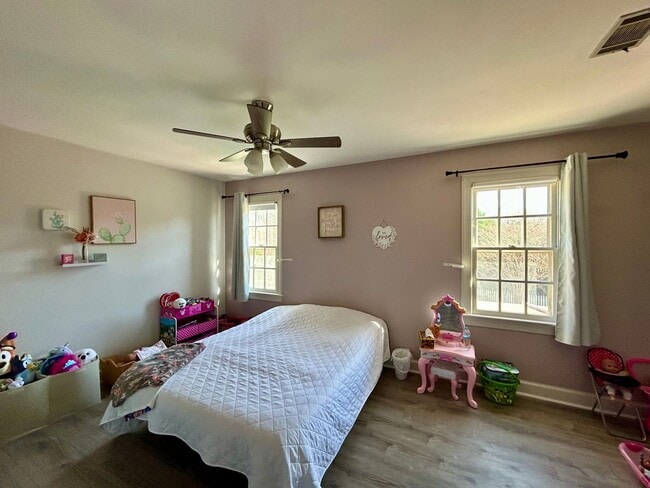 Building Photo - 3142 Harvesttime Crescent