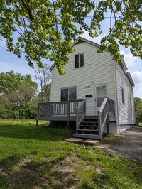 Building Photo - Pretty on Pennsylvania - 3 Bedroom, 1.5 Ba...