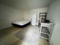 Building Photo - 11XX SW 24th Ave