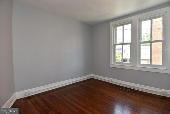 Building Photo - 518 N Patrick St