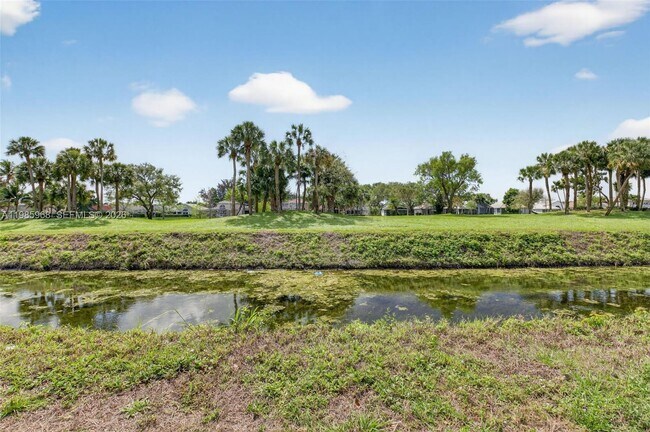 Building Photo - 7700 Monarch Ct