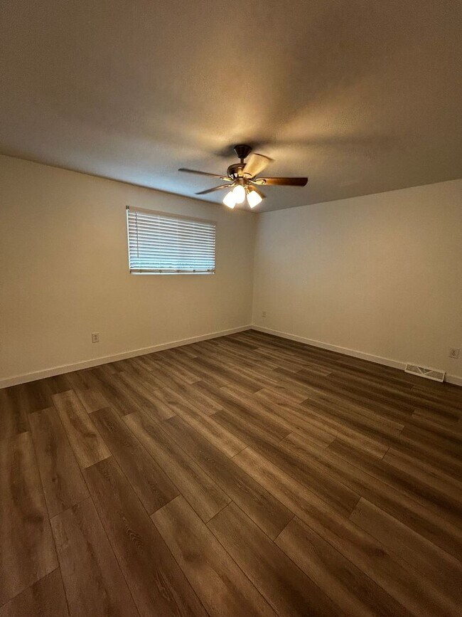 Building Photo - Beautiful 3-Bedroom Split-level Home in Gahanna