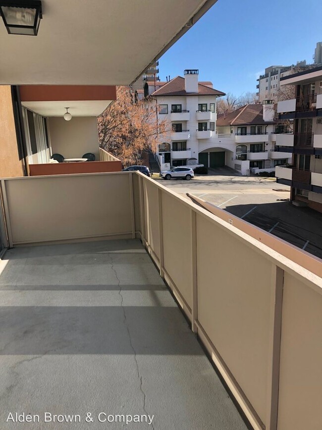 Building Photo - 727 Pearl St