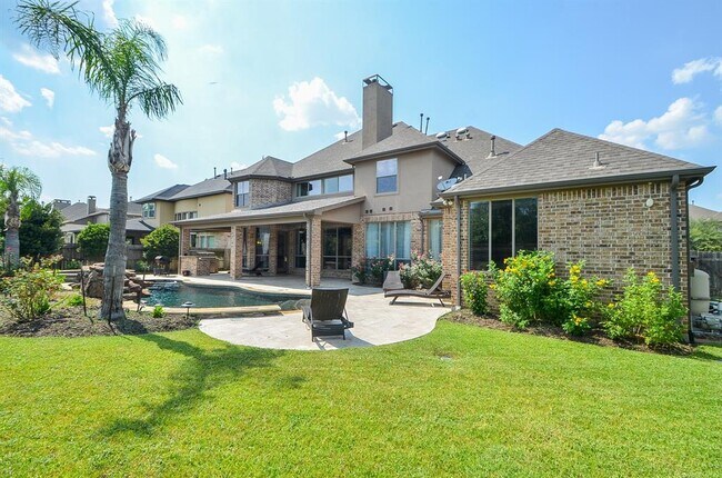 Building Photo - 27411 Robillard Springs Ln