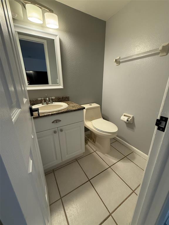 Building Photo - 8004 Beltrees Ct