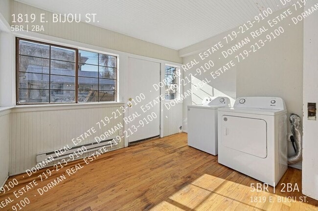 Building Photo - 1819 E Bijou St